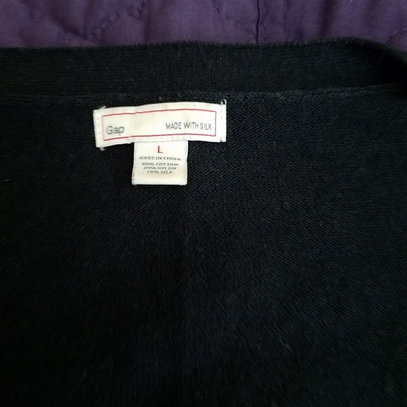 Basic black sweater - Picture 2 of 2